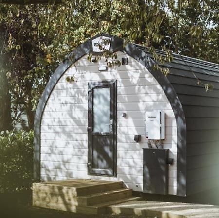 Carlton Manor Pods Apartment Aldbrough Exterior photo